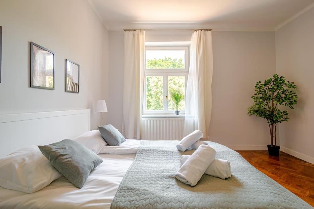 Florianska Gate Luxury Apartments Krakau Buitenkant foto